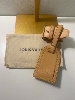 AUTHENTIC LOUIS VUITTON POIGNET & LUGGAGE TAG SET in VACHETTA LEATHER